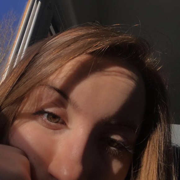 Meet your Posher, Cassidy - Picture 1 of 1